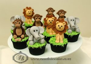 3D Jungle animal cupcakes