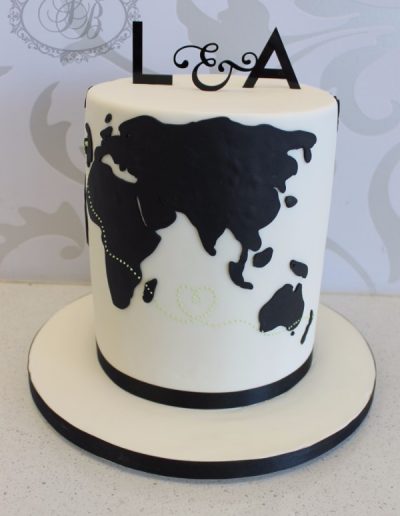 World map wedding cake