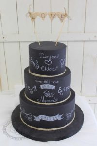 Chalkboard wedding cake with bunting