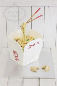 3D noodle box cake