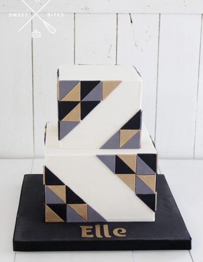 geometric asymetric square cake