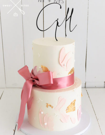 cute bow wedding cake texture pink