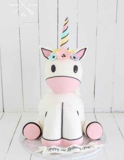 3d cute unicorn cake rainbow pastel cartoon