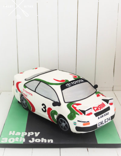 race car toyota 3d castrol cake