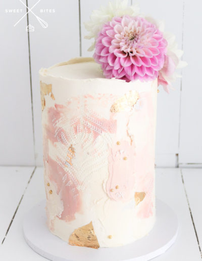 single tier wedding cake modern texture stencil rustic pink gold