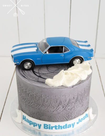 grey drifting cake skid tyre marks ford mustang car