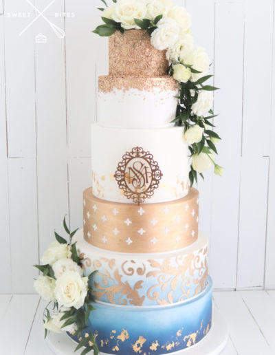 gold blue stencil ombre sequin weding cake 6 tier with roses